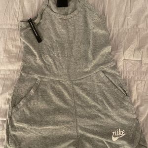 🆕 Nike gray romper